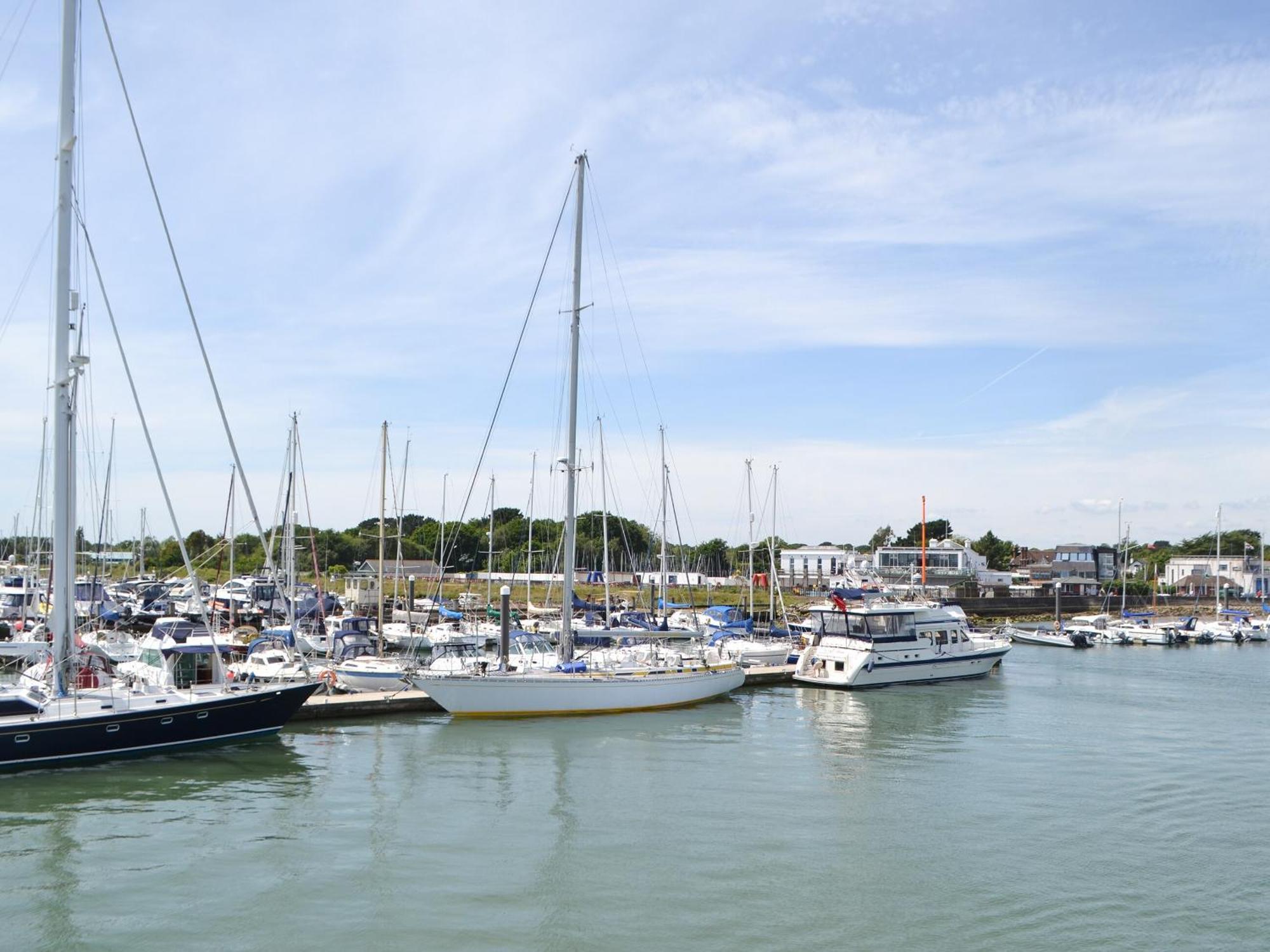 Irenic Lodge Netley Marsh Esterno foto